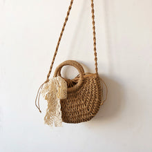 Load image into Gallery viewer, Drawstring Straw Braided Crossbody Bag
