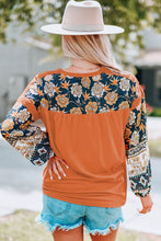 Load image into Gallery viewer, Floral Drop Shoulder Round Neck Top
