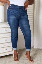 Load image into Gallery viewer, Judy Blue Full Size Skinny Cropped Jeans
