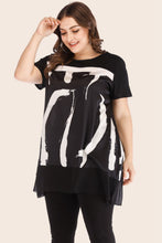 Load image into Gallery viewer, Plus Size Contrast Spliced Mesh T-Shirt and Cropped Leggings Set
