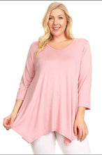 Load image into Gallery viewer, Plus Size Knit Tunic Top

