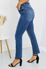 Load image into Gallery viewer, Vervet by Flying Monkey Full Size Raw Hem Cropped Jeans
